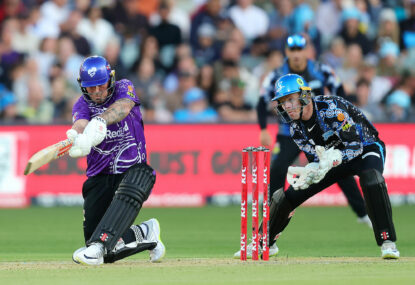 'Ridiculous': Strikers skipper blasts contentious final-over umpiring moment in BBL loss to Hurricanes