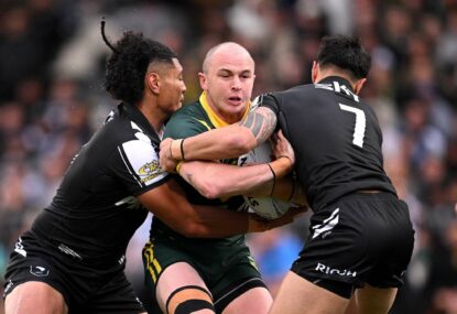 Edwards shows why he's No.1 as Kangaroos defend like demons to keep Kiwis at bay