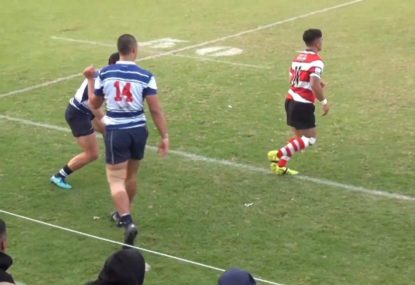 Foolish fullback kills his team with the worst quick lineout ever!