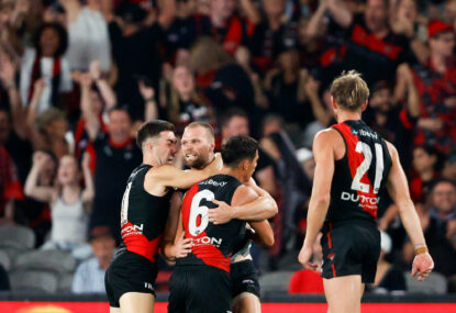 St Kilda Saints vs Essendon Bombers: AFL live scores